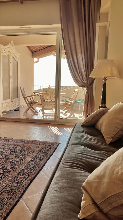 Hameau Des Amandiers-Vue Mer & Golf Saint-Cyr-sur-Mer Dış mekan fotoğraf